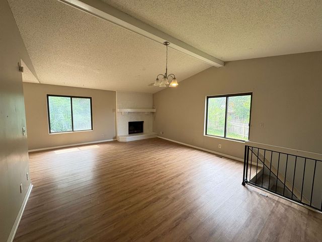 1726 S Beech Ct., Wichita, KS 67207