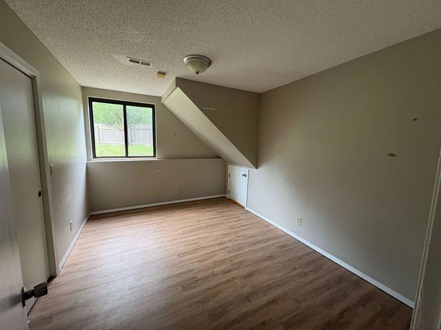 1726 S Beech Ct., Wichita, KS 67207