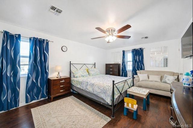 146 Terrace Avenue, Elmont, NY 11003