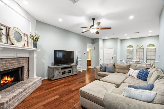 2302 Randi Road, Rowlett, TX 75088