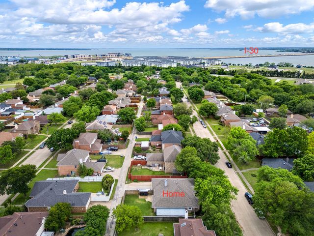 2302 Randi Road, Rowlett, TX 75088