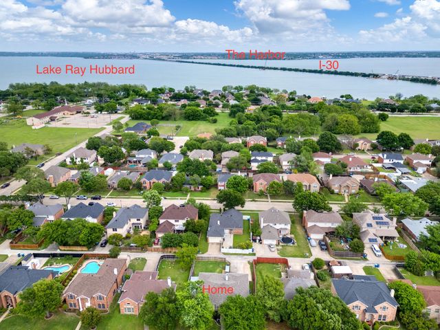 2302 Randi Road, Rowlett, TX 75088