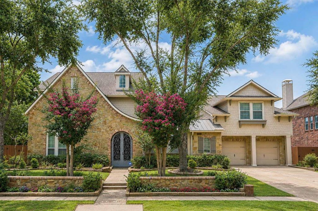 7522 Mulrain Drive, Sugar Land, TX 77479