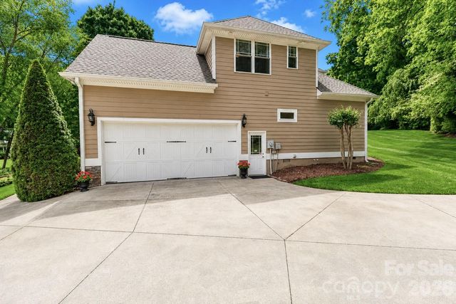 909 Argyle Court, Statesville, NC 28677