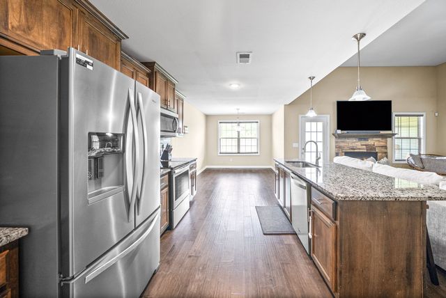 741 Tidwell Dr, Clarksville, TN 37042