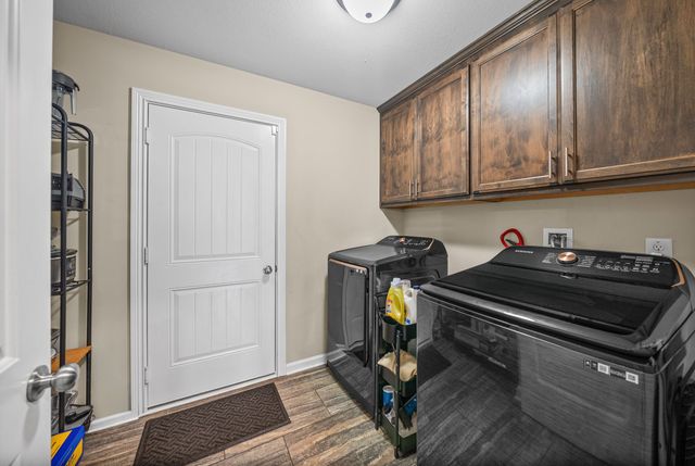 741 Tidwell Dr, Clarksville, TN 37042