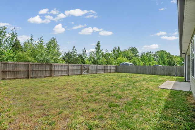 741 Tidwell Dr, Clarksville, TN 37042