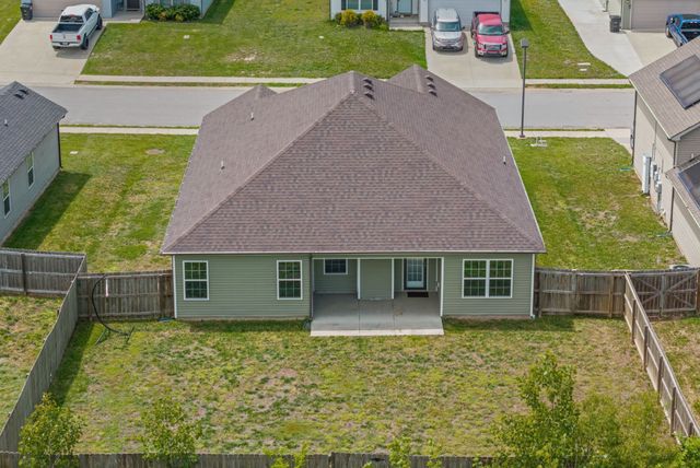 741 Tidwell Dr, Clarksville, TN 37042