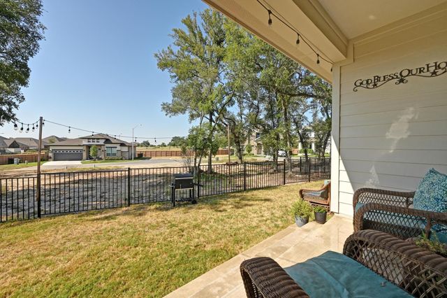 242 Reveille DR, Kyle, TX 78640