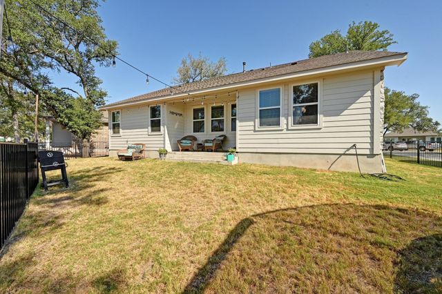 242 Reveille DR, Kyle, TX 78640