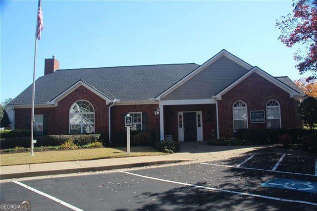 945 BURNT HICKORY Circle NW 8, Marietta, GA 30064