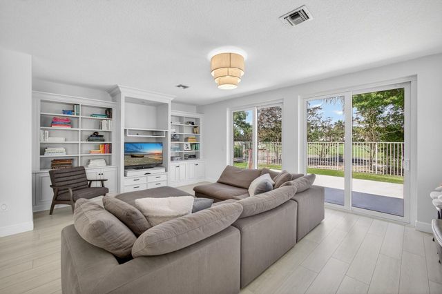 2114 Chagall Circle, West Palm Beach, FL 33409