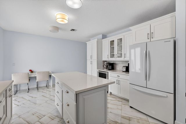 2114 Chagall Circle, West Palm Beach, FL 33409