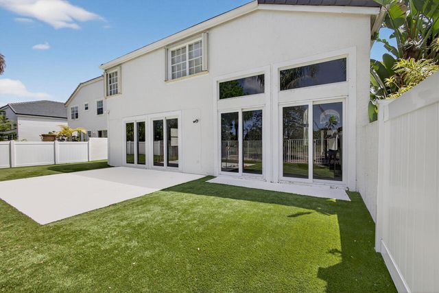2114 Chagall Circle, West Palm Beach, FL 33409