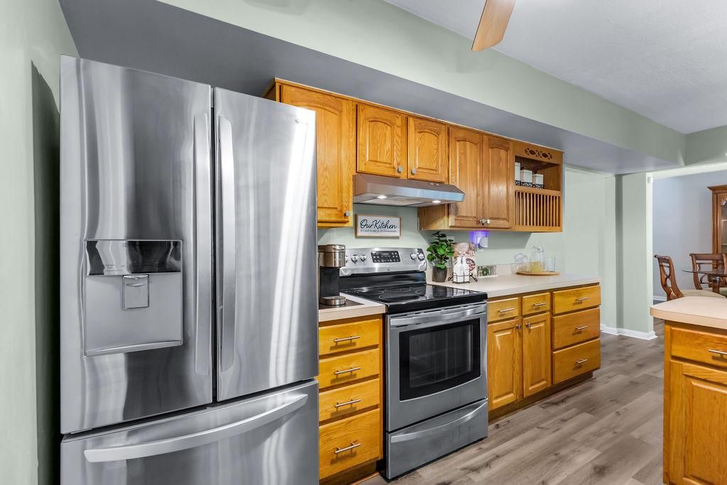 Image 10 of property listing at 14935 NASHUA LN, Bowie, MD 20716