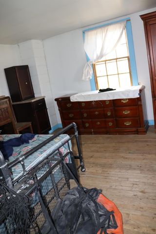 66 Lake Valley Drive, Seymour, MO 65746