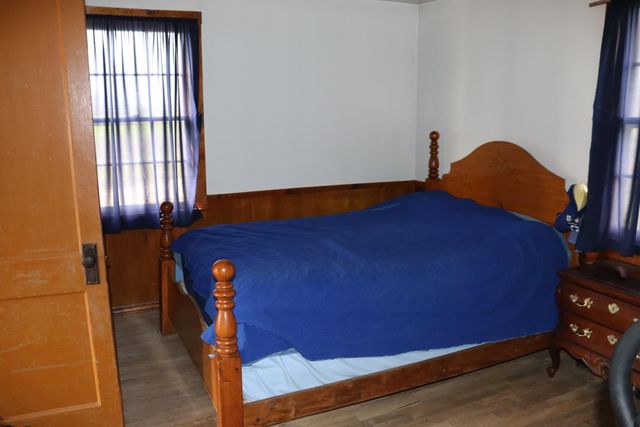 66 Lake Valley Drive, Seymour, MO 65746