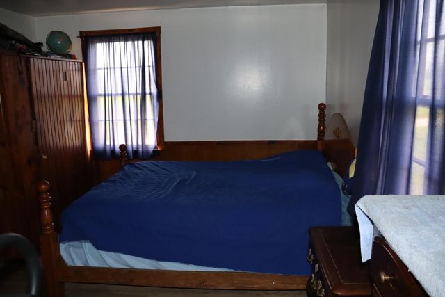 66 Lake Valley Drive, Seymour, MO 65746