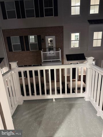 10 BARBINE WAY, Bridgeport, PA 19405