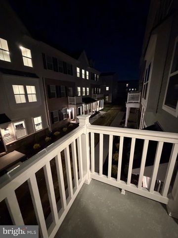 10 BARBINE WAY, Bridgeport, PA 19405