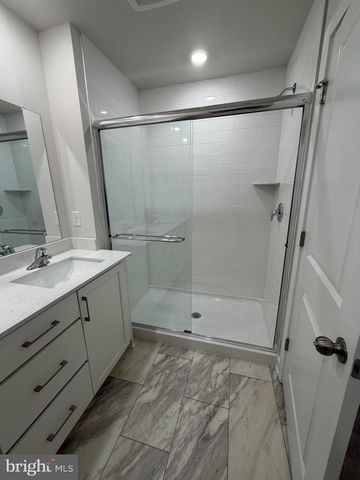 10 BARBINE WAY, Bridgeport, PA 19405