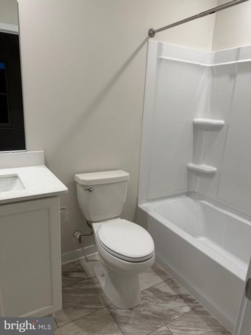 10 BARBINE WAY, Bridgeport, PA 19405