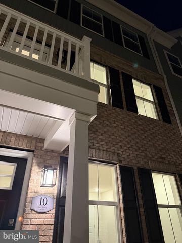 10 BARBINE WAY, Bridgeport, PA 19405