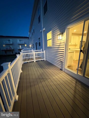 10 BARBINE WAY, Bridgeport, PA 19405