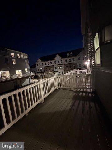 10 BARBINE WAY, Bridgeport, PA 19405