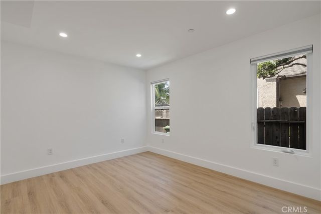 2338 S Cloverdale Avenue, Los Angeles, CA 90016