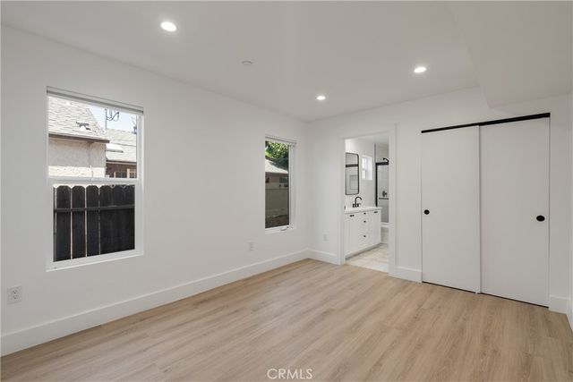2338 S Cloverdale Avenue, Los Angeles, CA 90016