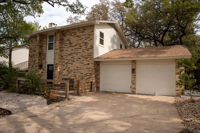 8301 Belclaire LN, Austin, TX 78748