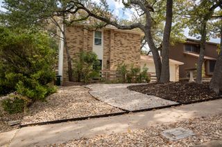8301 Belclaire LN, Austin, TX 78748