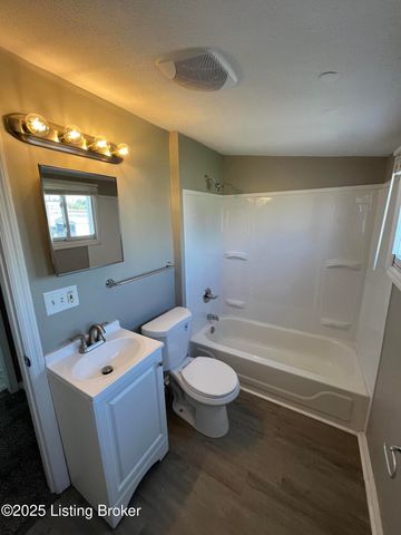 914 S Preston St, Louisville, KY 40203