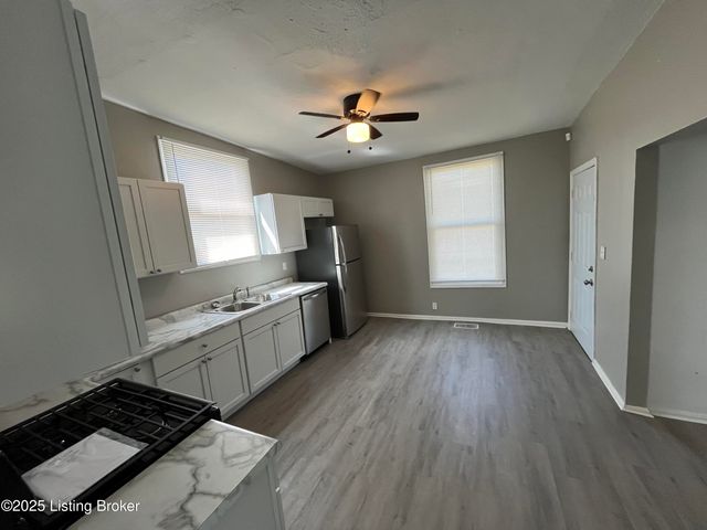 914 S Preston St, Louisville, KY 40203