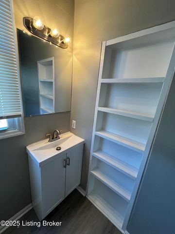 914 S Preston St, Louisville, KY 40203