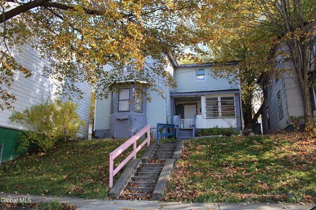 1576 4th Street, Rensselaer, NY 12144