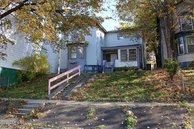 1576 4th Street, Rensselaer, NY 12144