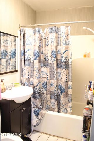 1576 4th Street, Rensselaer, NY 12144