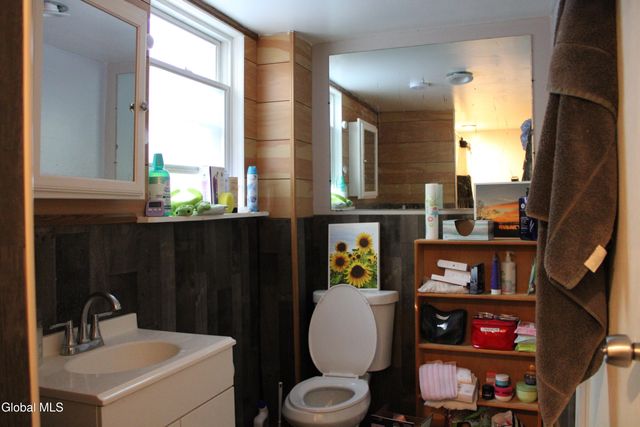 1576 4th Street, Rensselaer, NY 12144