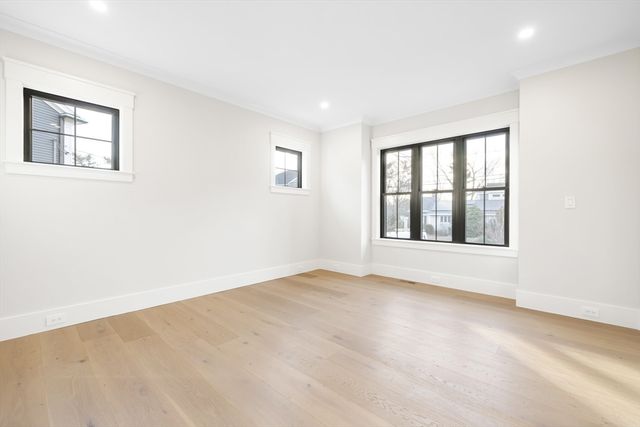 5 Bradford Road, Natick, MA 01760