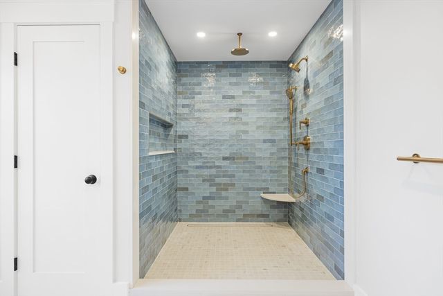 5 Bradford Road, Natick, MA 01760