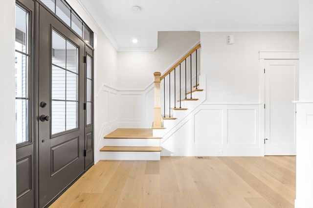 5 Bradford Road, Natick, MA 01760