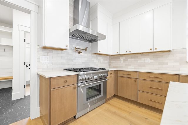 5 Bradford Road, Natick, MA 01760