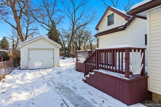 17714 Salem Street, Detroit, MI 48219