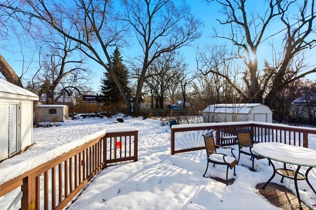 17714 Salem Street, Detroit, MI 48219