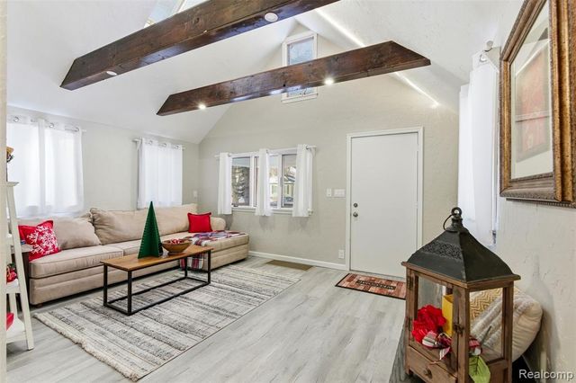 17714 Salem Street, Detroit, MI 48219