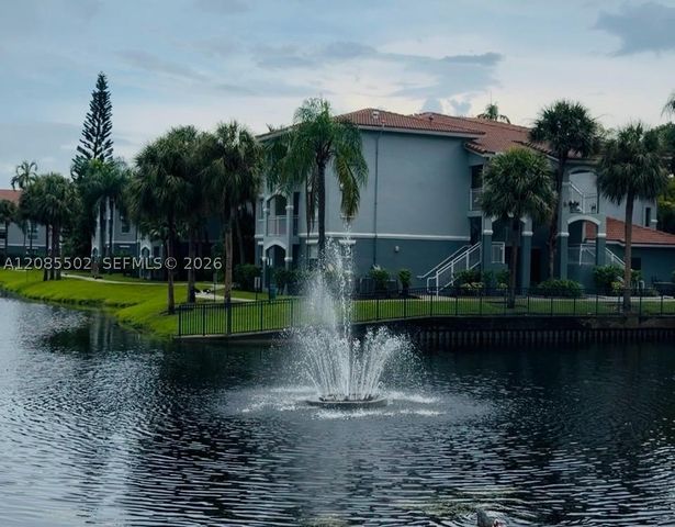9645 NW 1st Ct 1-110, Pembroke Pines, FL 33024