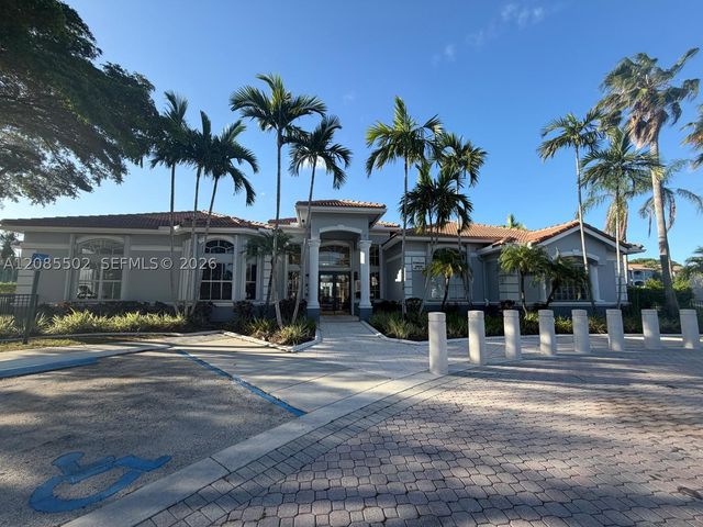 9645 NW 1st Ct 1-110, Pembroke Pines, FL 33024
