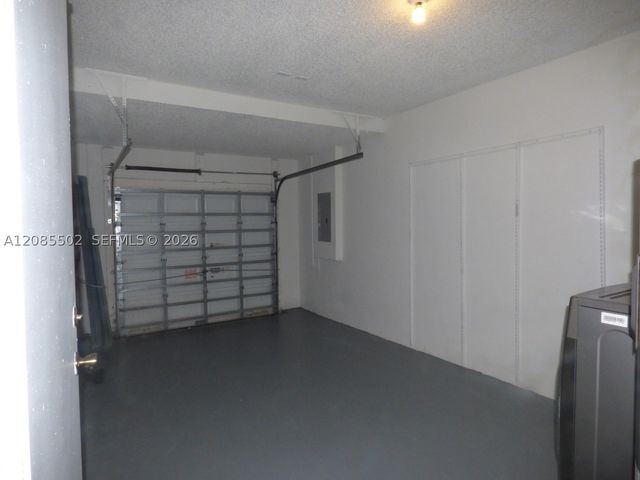 9645 NW 1st Ct 1-110, Pembroke Pines, FL 33024